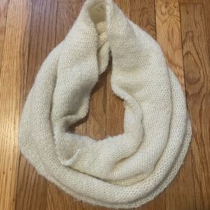 Infinity scarf